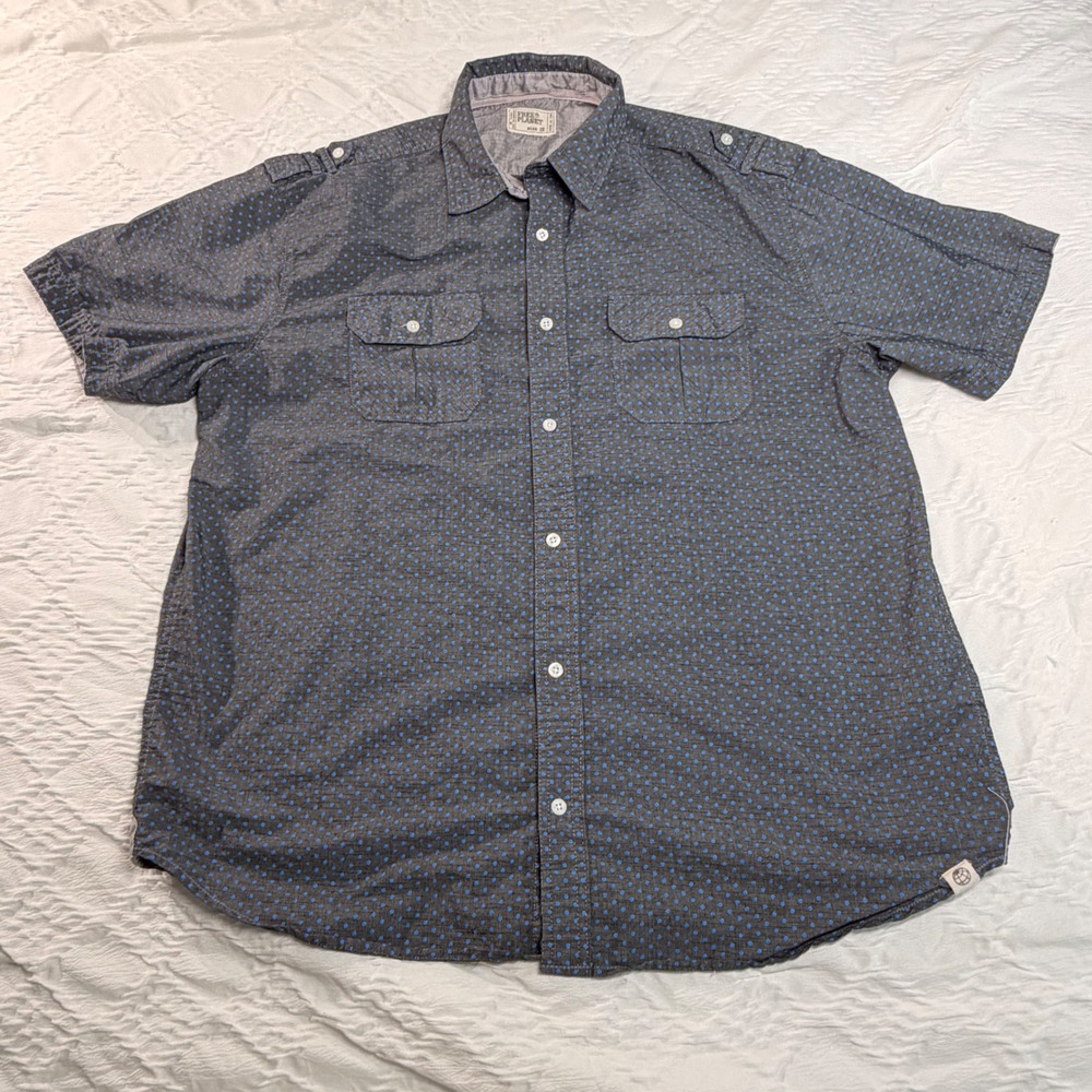 Free Planet Mens 2X Short Sleeve Button Down Shirt Gray Blue Polka Dot Epaulets